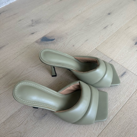 Green heeled mules - Picture 5 of 5
